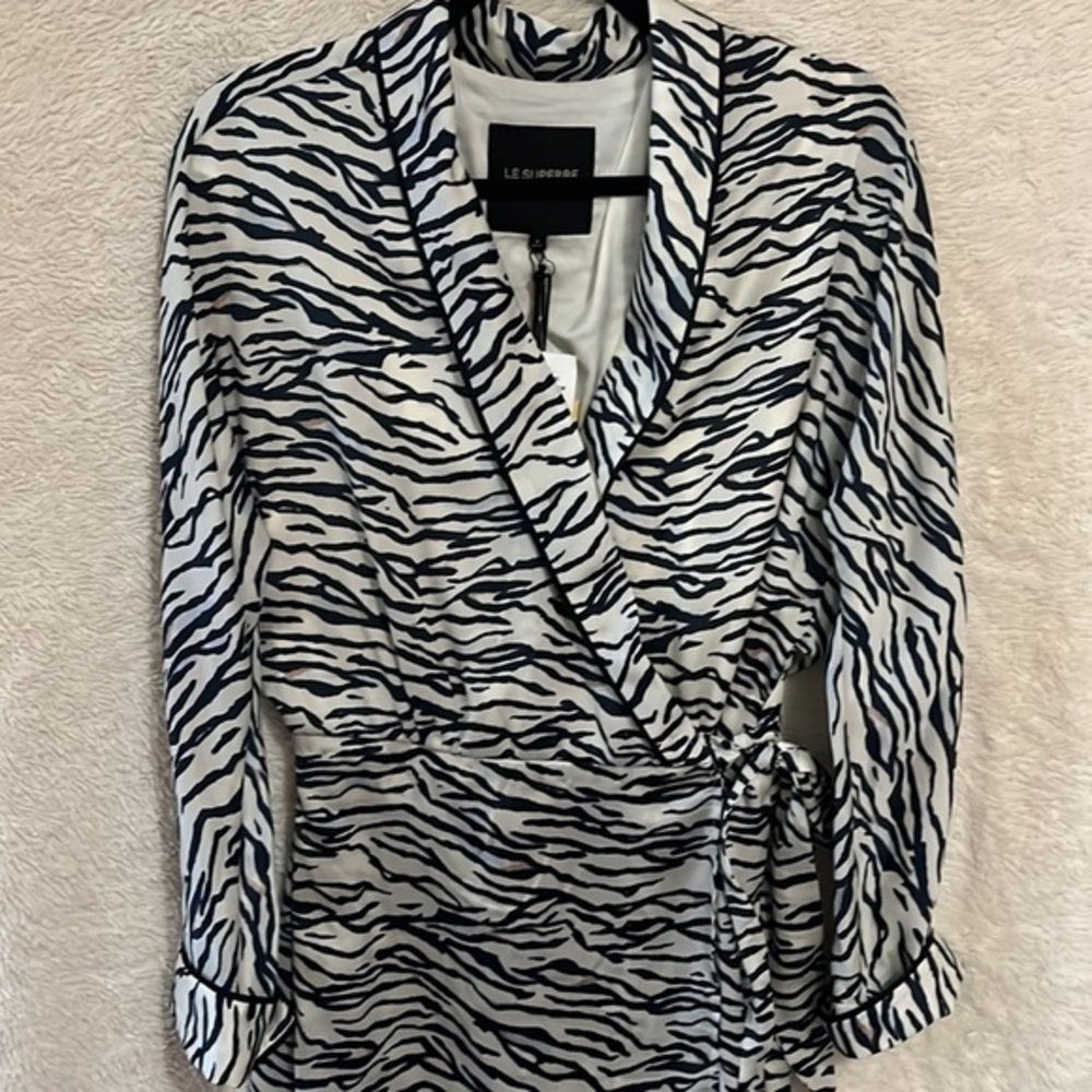 Le superbe zebra room romper